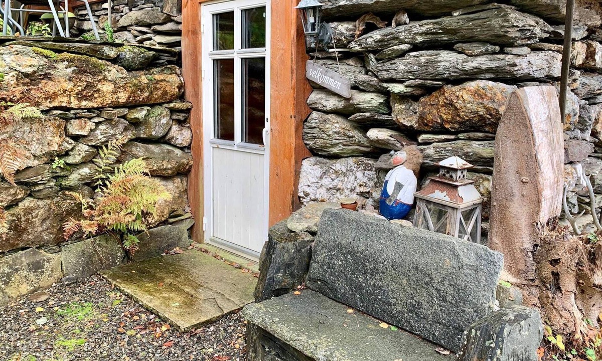 Etne House | 4 person holiday home in SKÅNEVIK