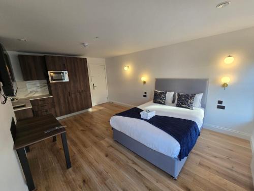 Woolwich Apartment | Ash Tree Hotel