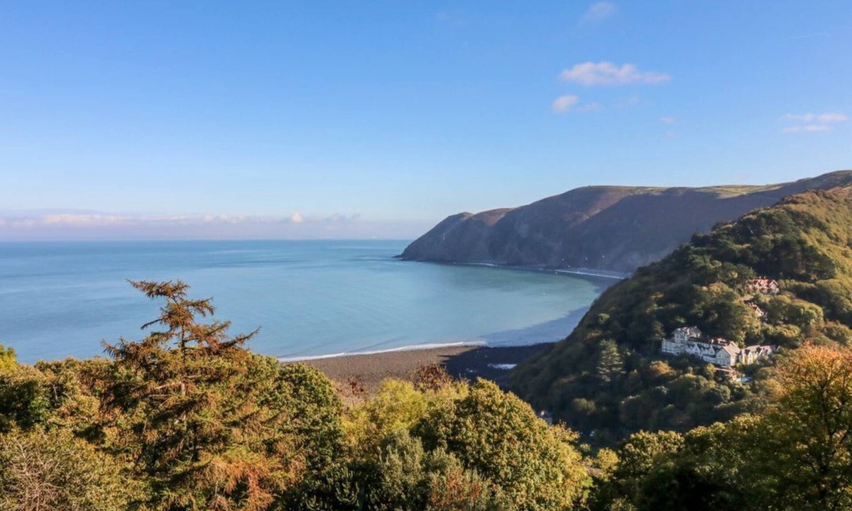 Lynton Apartment | Blue Bay, Lynton, Devon