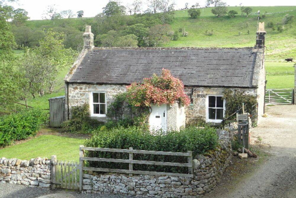 Hallington Cottage | Cabin ∙ 2 bedrooms ∙ 4 guests