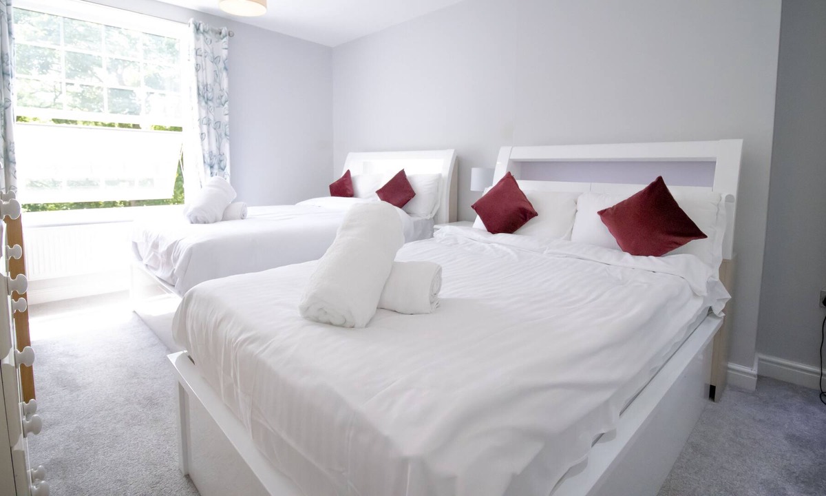 Rushmoor District Apartment | Firoz Property Management