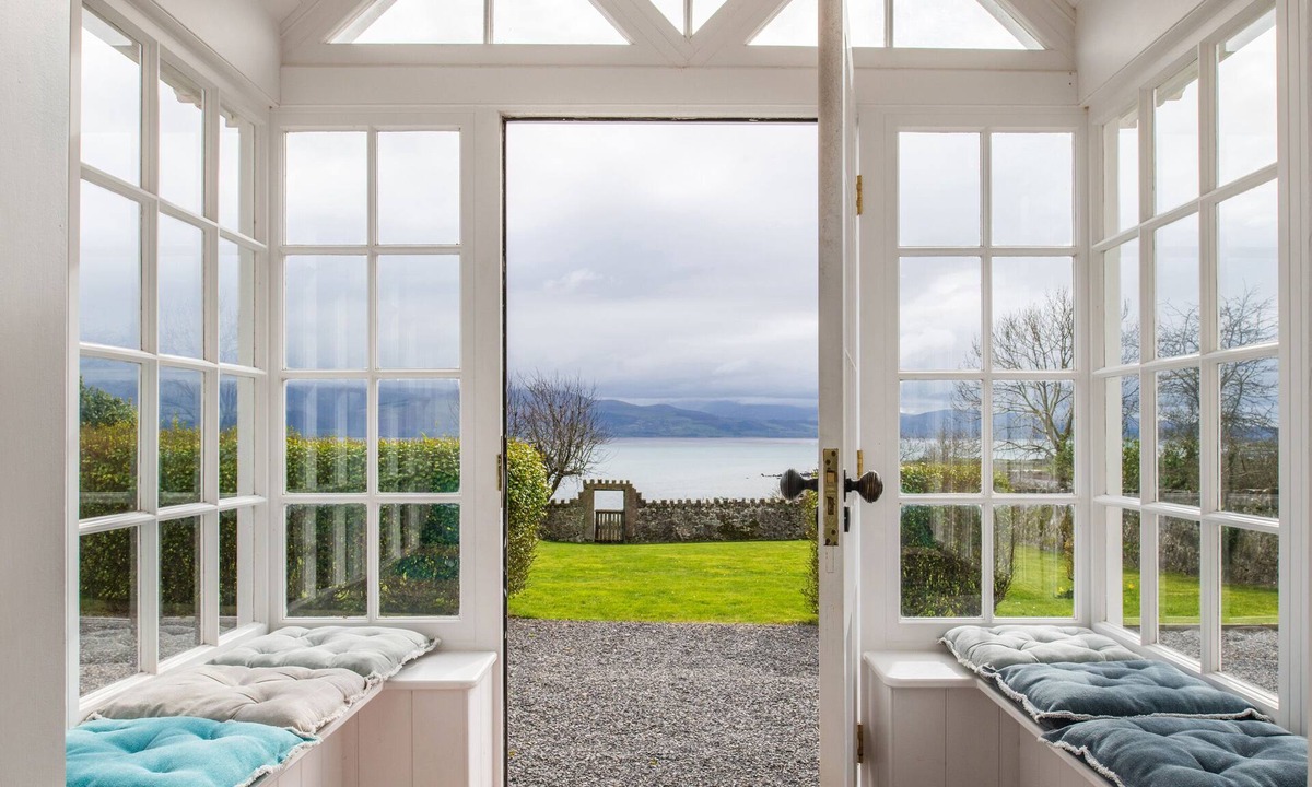 Penmon Cottage | Flagstaff