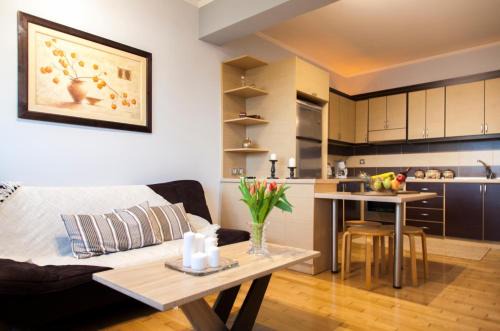 Frinion Apartment | Frini's View