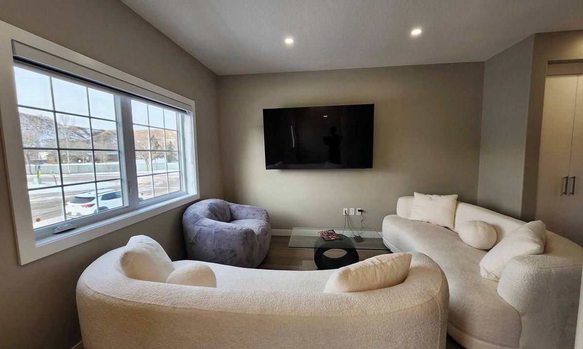 Drumheller Apartment | Harmony Haven in Drumheller