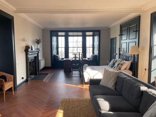 Old Town Apartment | High St Flat