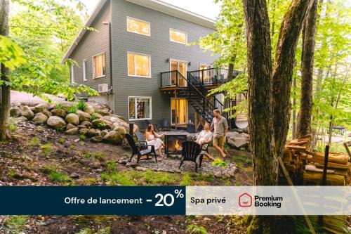 Saint-Raymond Ski Chalet | Java with Private Spa & Games, Lake & Golf