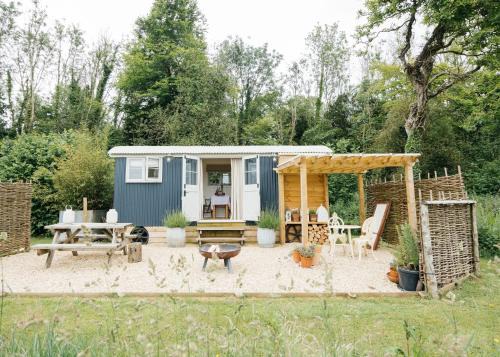 Cholderton Apartment | Lapwing Hut