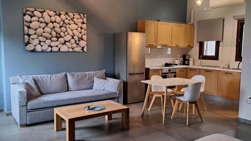 Poulithra Apartment | Light blue studios 2