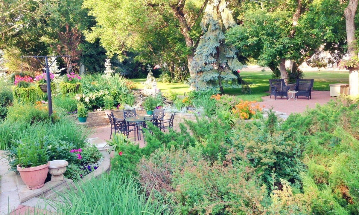 Drumheller Bed & Breakfast | McDougall Lane Bed & Breakfast