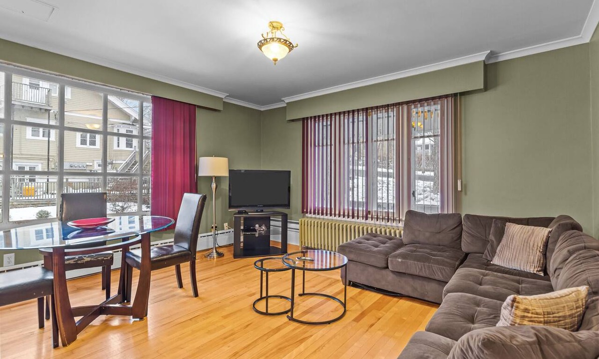 Waterford Valley Apartment | Midstream Flat 2BR Wi-Fi Parking