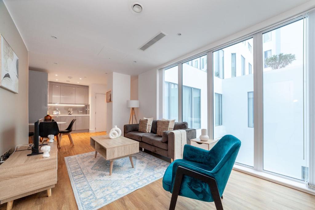 Hanger Hill Apartment | Modern 1Bed Flat in Ealing Near Tube & Shops