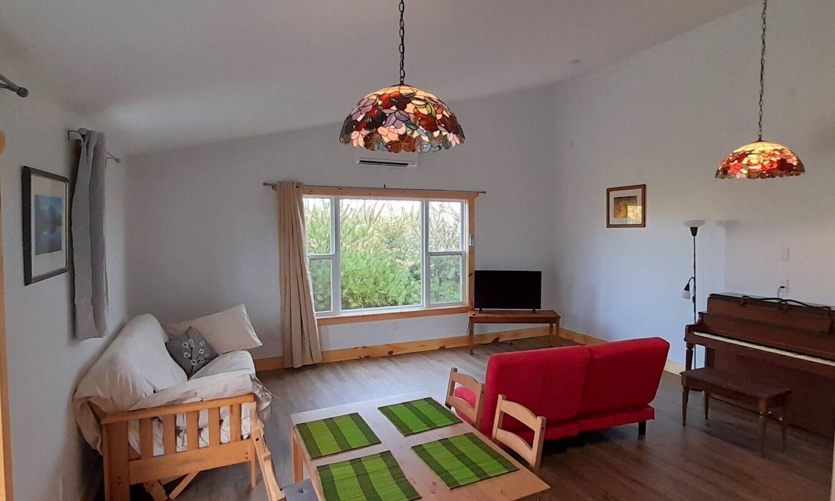 Lunenburg Apartment | Red Barn Bed & Breakfast