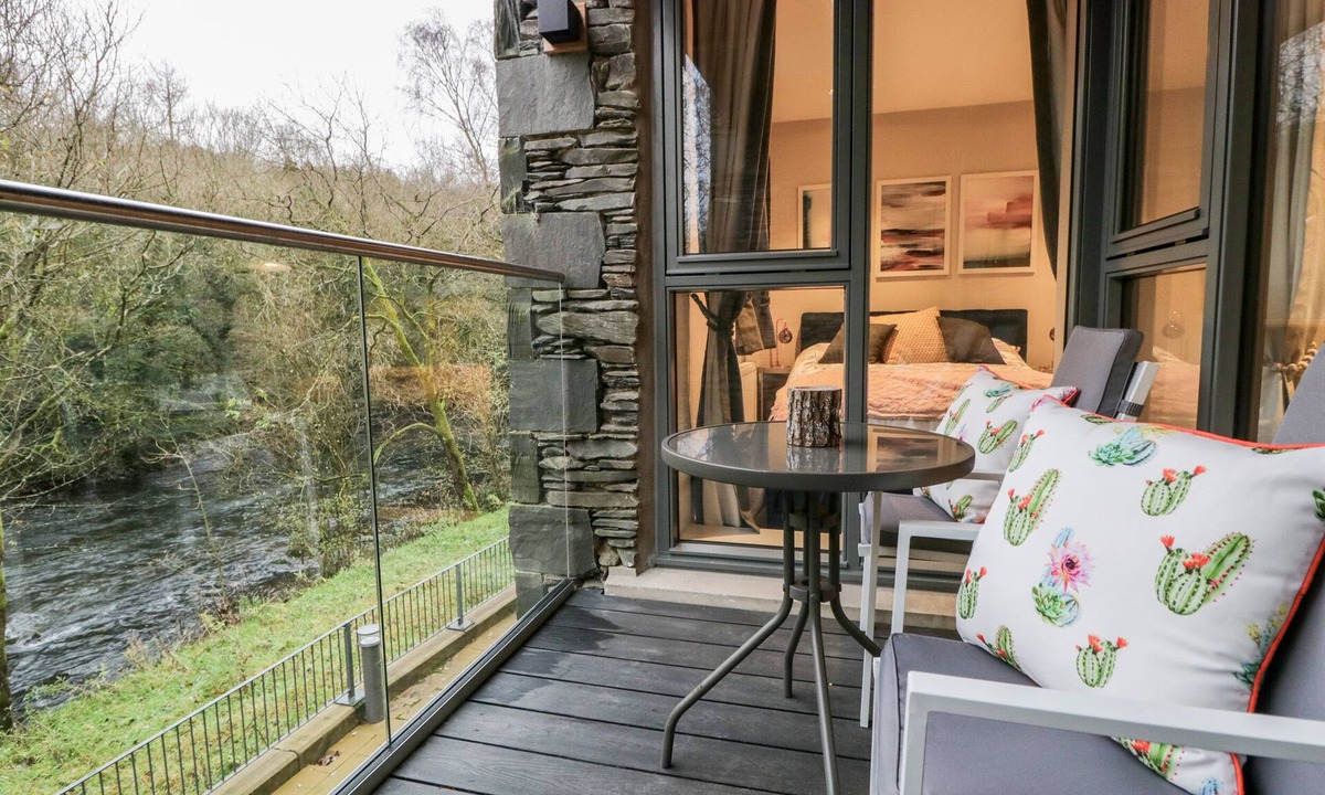 Backbarrow Cottage | River View