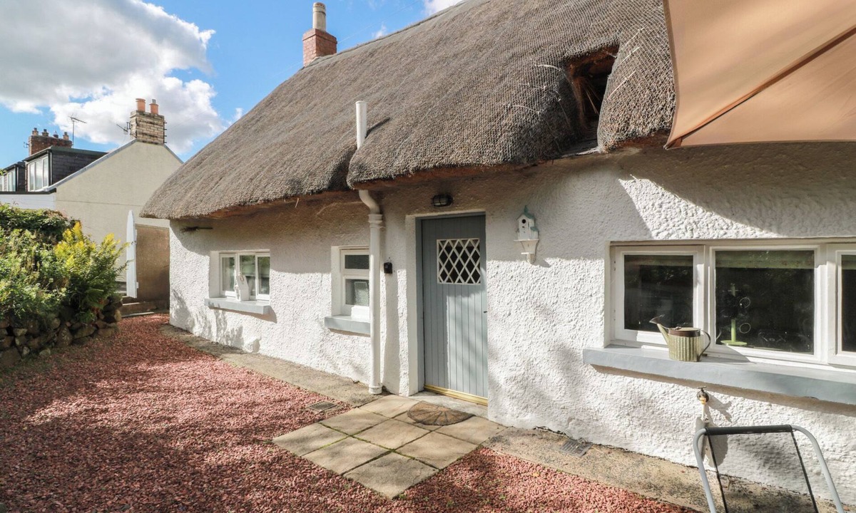 Kirk Yetholm Cottage | Rowantree Cottage