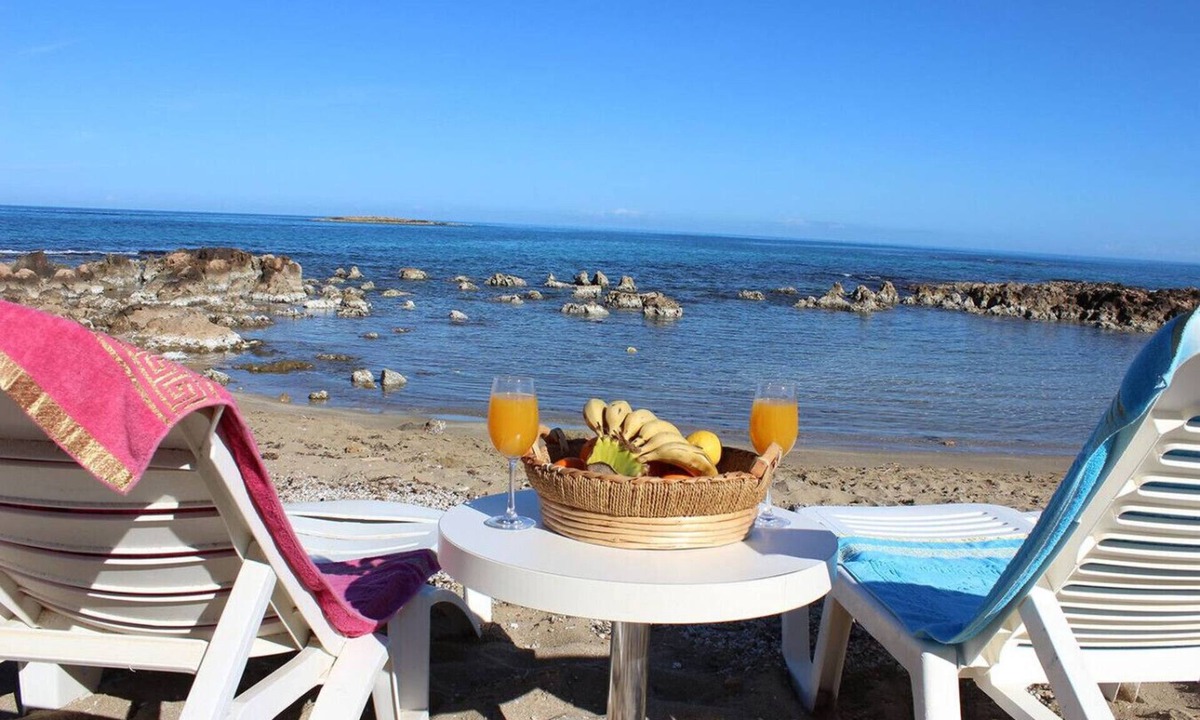 Malia House | Sandy Steps Beach Front Suite for 4
