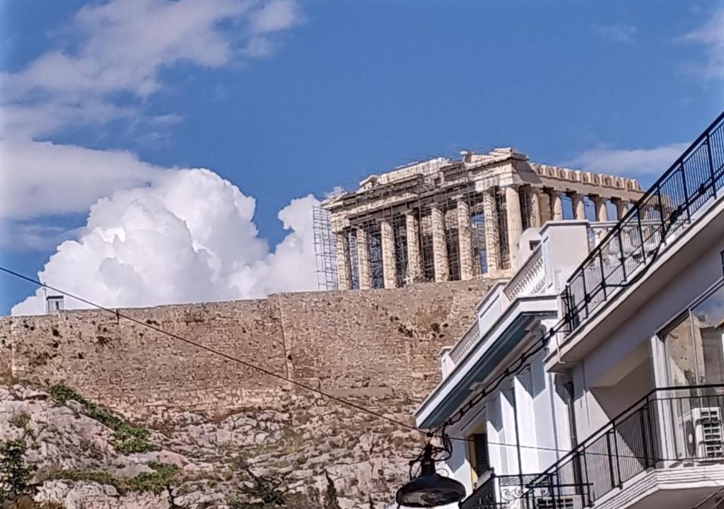Anafiotika Apartment | Studio Next to Acropolis