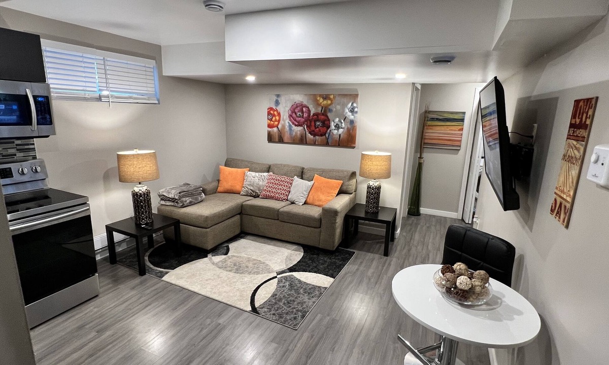 Saskatoon House | The Pavilion - Modern and Exquisite Suite in Brighton