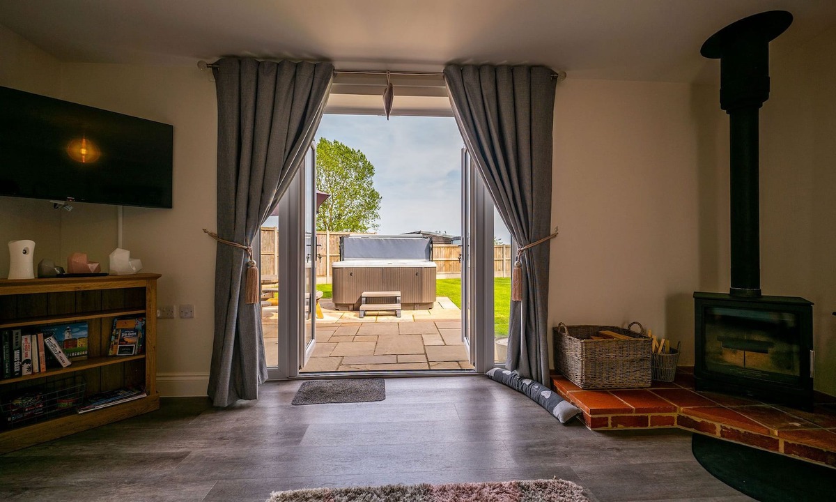 Rumburgh Cottage | The Stables