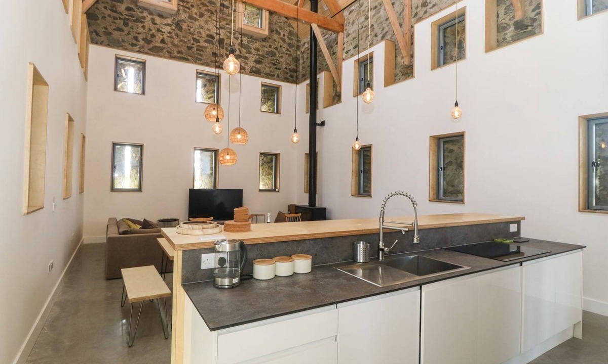 Llangefni Cottage | Tithe Barn