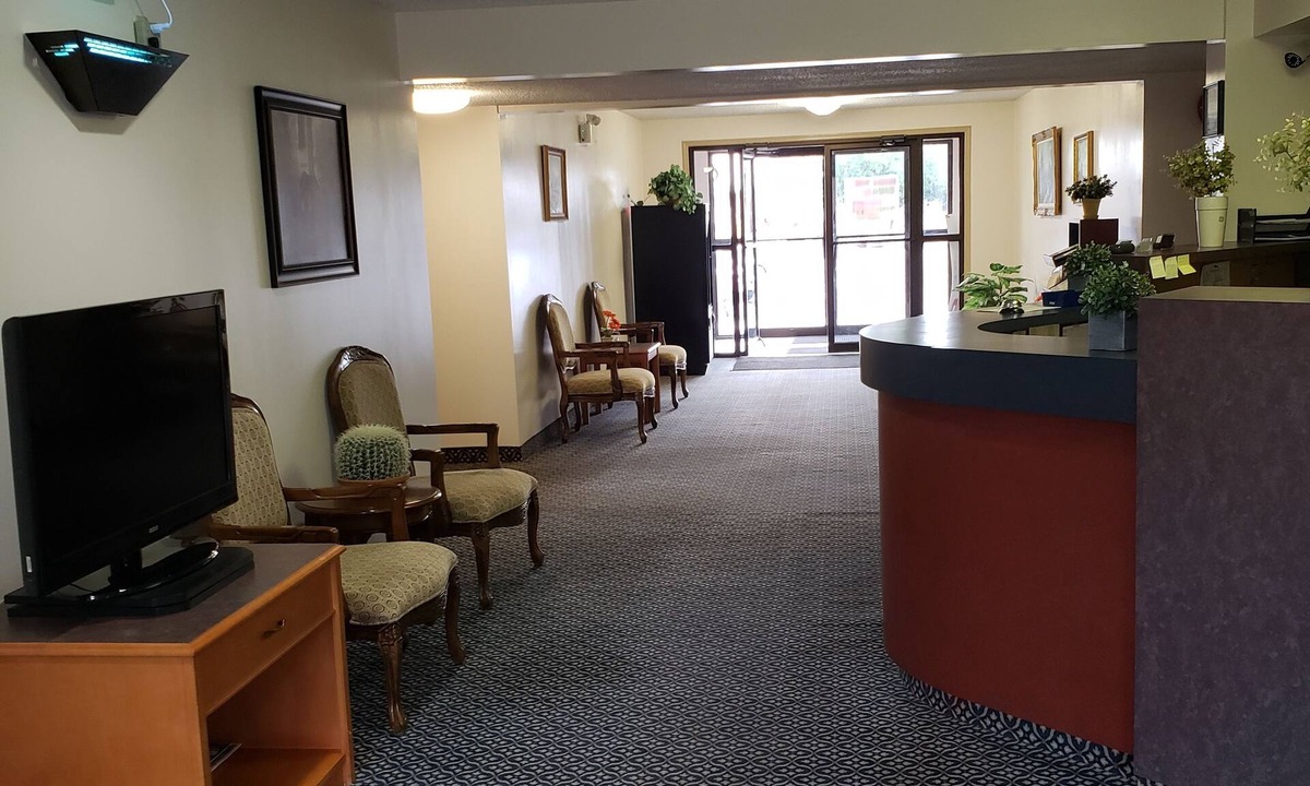 Estevan Hotel | Tower Inn