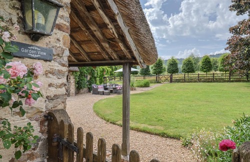 West Buckland Cottage | Cabin ∙ 2 bedrooms ∙ 4 guests