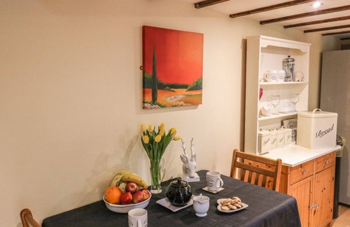 Sleaford Cottage | IVY HOUSE BARN, pet friendly, character holiday cottage in Heckington