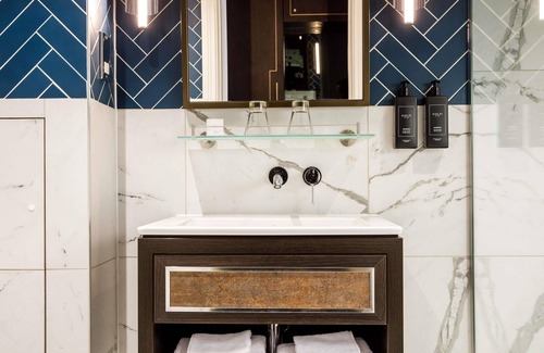 Liverpool City Centre Hotel | The Municipal Hotel Liverpool - MGallery