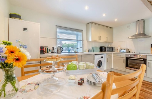 Torrington Cottage | 2 Bed in Langtree (oc-o29910)