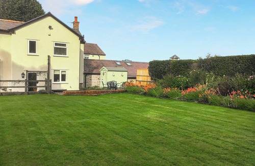 Holywell Cottage | 2 bedroom accommodation in Babell near Holywell