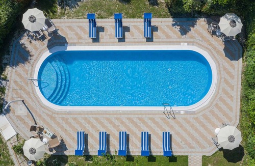Urbania Villa | 350 m² Villa ∙ 5 bedrooms ∙ 12 guests