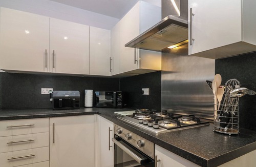 Lanark Cottage | 60E Wellgate