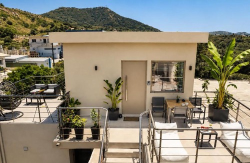 Kremasti Apartment | 'Aetheria'-Rooftop Resort with sea view
