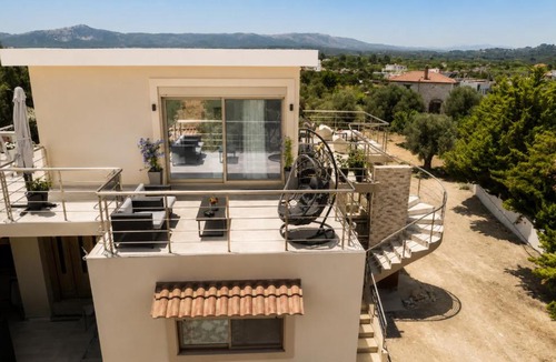 Kremasti Apartment | 'Aetheria'-Rooftop Resort with sea view