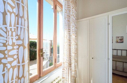 Piombino Apartment | Apartment 'Da Nonna Tina Vistamare' with Sea View and Private Garden