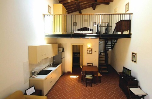 Piombino Apartment | Apartment Overlooking Piombino Beach