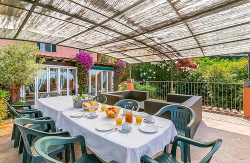 Ripa-Pozzi-Ponterosso Apartment | Appartamento Aurora Amazing View with Terrace, Seravezza, Italy