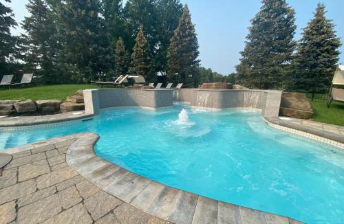 Trois-Rivieres Hotel | Auberge Godefroy