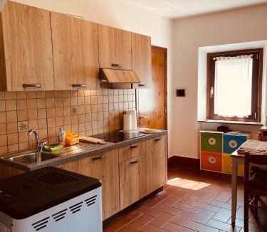Genga Bed & Breakfast | B&B Bivacco Frasassi climbing & trail running house