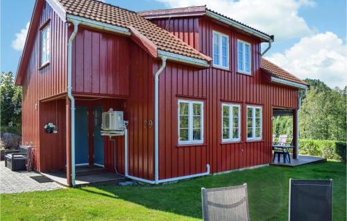 Songe House | Beautiful Home In Risør With Sauna