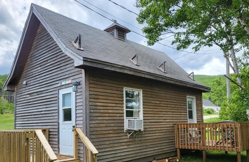Pleasant Bay Cabin | Beautiful Rustic Cabin 5 min to Beach!!
