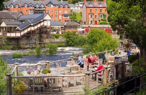 Llangollen House | Bridge Hideaway
