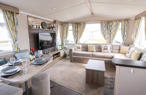 Towyn Cottage | Cabin ∙ 3 bedrooms ∙ 6 guests