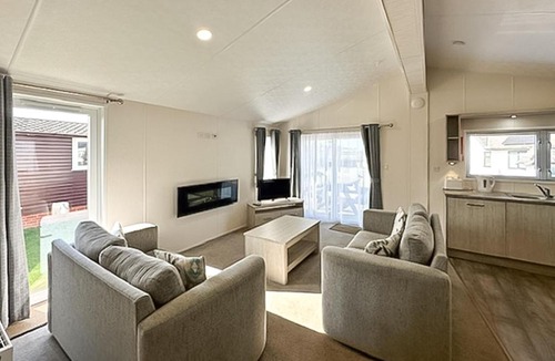 Bacton Resort | Castaways Beach Resort