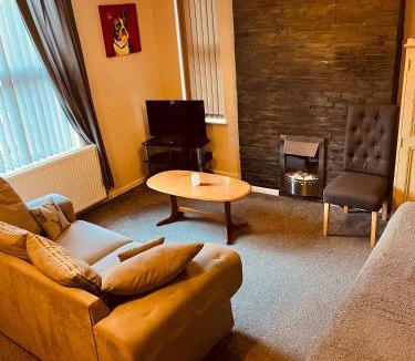 Kidderminster Apartment | Charming Spacious Apartment, Kidderminster