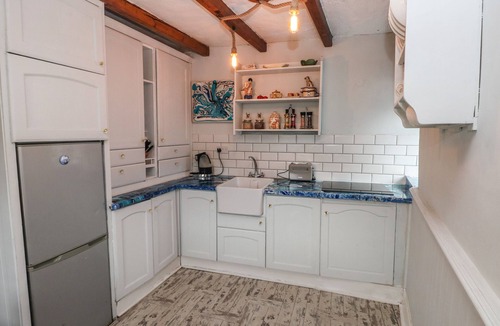Newton Cottage | Cobwebs Corner