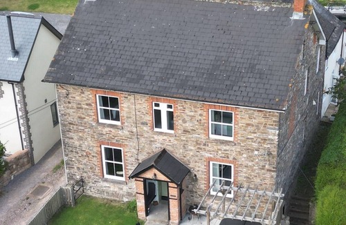 Morebath House | Devon Holiday Home. nHot Tub, Play Area & games Room Country Views. n12 Guests