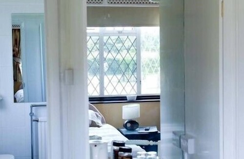 Epping House | Elmcroft Guest House