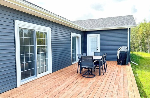 Stanley Bridge House | Executive PEI Getaway Near Golf and Beaches for Groups or Families