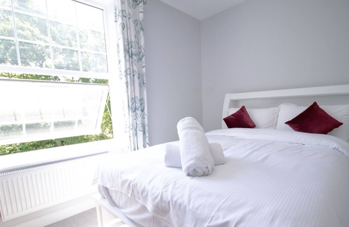 Rushmoor District Apartment | Firoz Property Management
