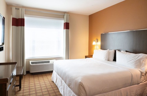 Nisku Hotel | Four Points by Sheraton Edmonton International Airport